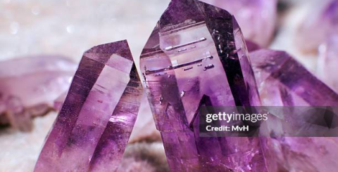 Who can’t wear amethyst