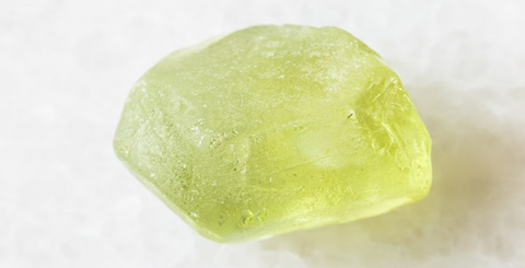 Is it better for women to wear tourmaline or jade