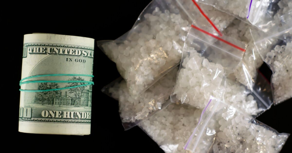 How much does crystal cost per gram？ It's normal