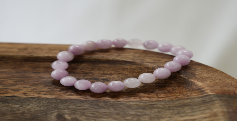 Heal Your Heart with Our Pink Crystal Bangle: A Symbol of Emotional Recovery