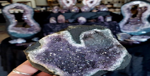 The Magic of Crystals: A Journey into Reiki and Their Healing Powers