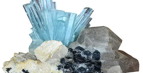 Pakistani white crystal： a natural treasure that enhances fortune